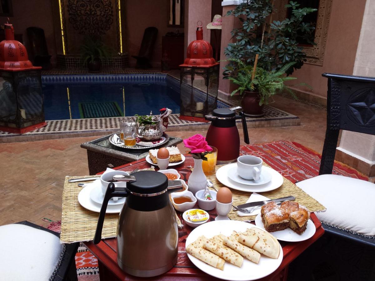 Riad La Rose D'Orient มาร์ราเกช ภายนอก รูปภาพ